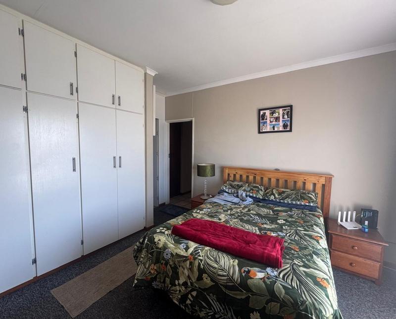 3 Bedroom Property for Sale in Heiderand Western Cape